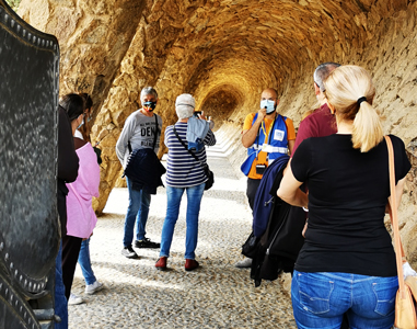 Guided tours return to Park Güell during the week of the Immaculate Conception and the Christmas holidays Guided tours return to Park Güell during the week of the Immaculate Conception and the Christmas holidays